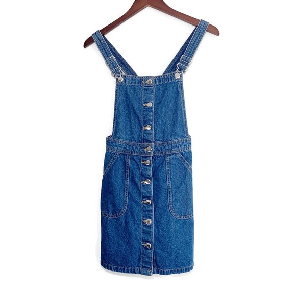 H&M Dresses & Skirts - H&M Denim Overall Mini dress!